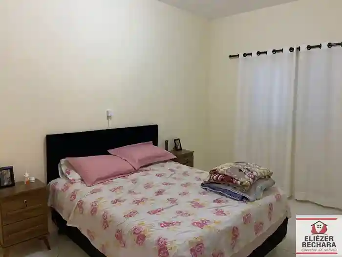 Casa à venda — foto 10 de 12