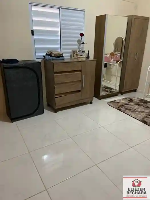 Casa à venda — foto 4 de 12