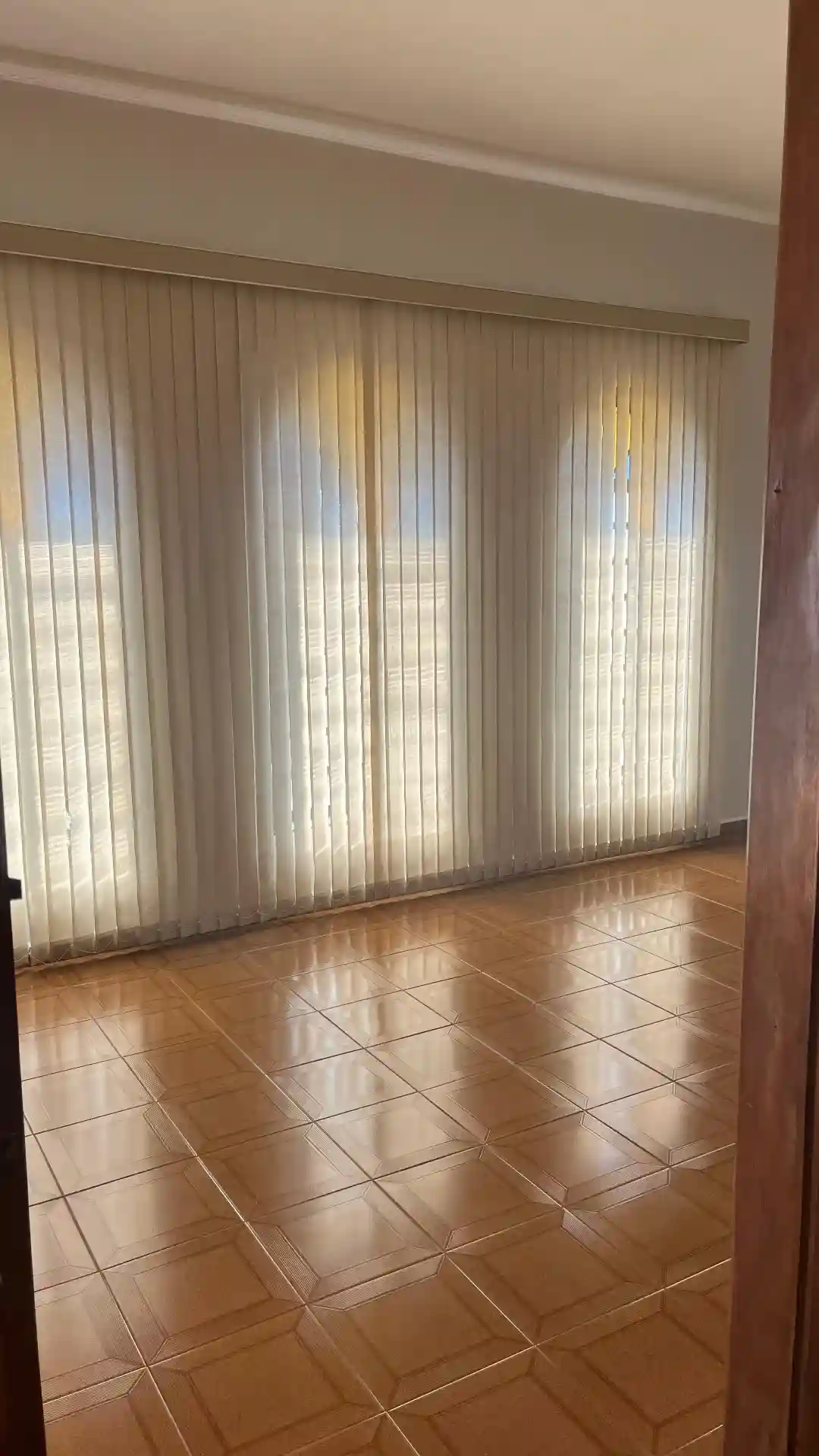 Conjunto Comercial / Sala com 1 quarto para aluguel, 5m² — foto 2 de 2