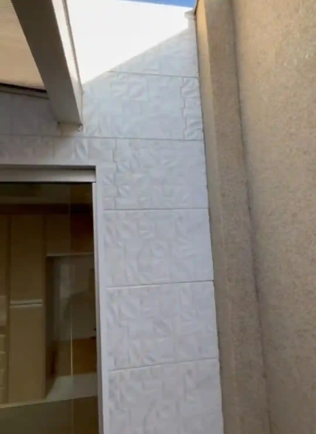 Casa de Condomínio com 3 quartos à venda, 90m² — foto 2 de 45