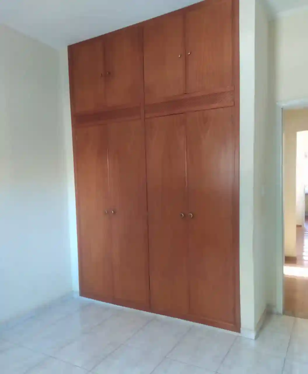 Casa de Vila com 4 quartos à venda, 360m² — foto 4 de 18