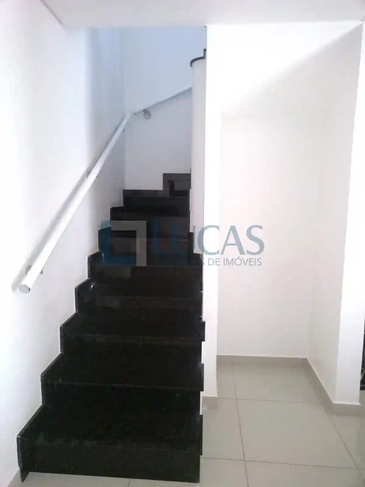 Casa de Condomínio com 3 quartos à venda, 120m² — foto 17 de 18