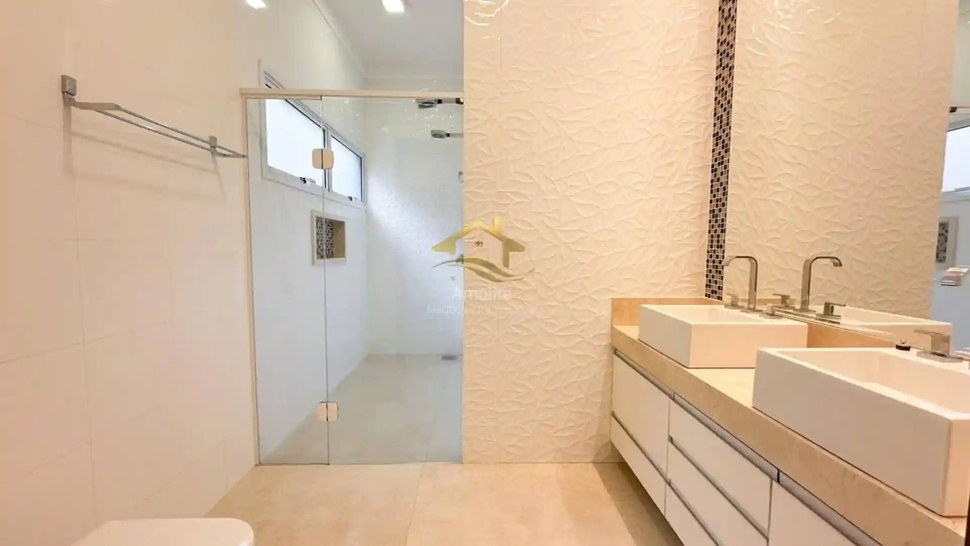 Casa de Condomínio com 3 quartos à venda, 226m² — foto 22 de 28