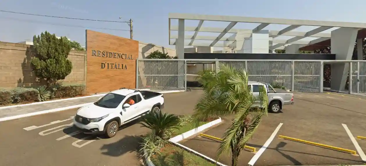 Terreno / Lote / Condomínio  à venda, 450m² — foto 1 de 5