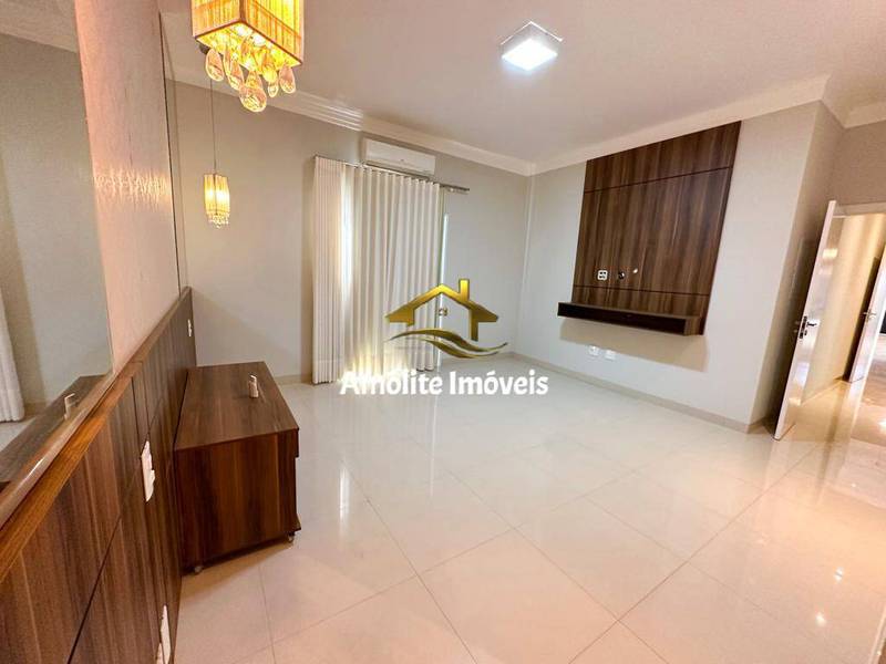 Casa de Condomínio com 3 quartos à venda, 250m² — foto 8 de 38