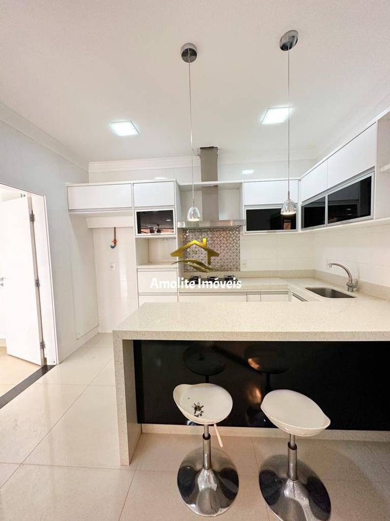 Casa de Condomínio com 3 quartos à venda, 250m² — foto 36 de 38