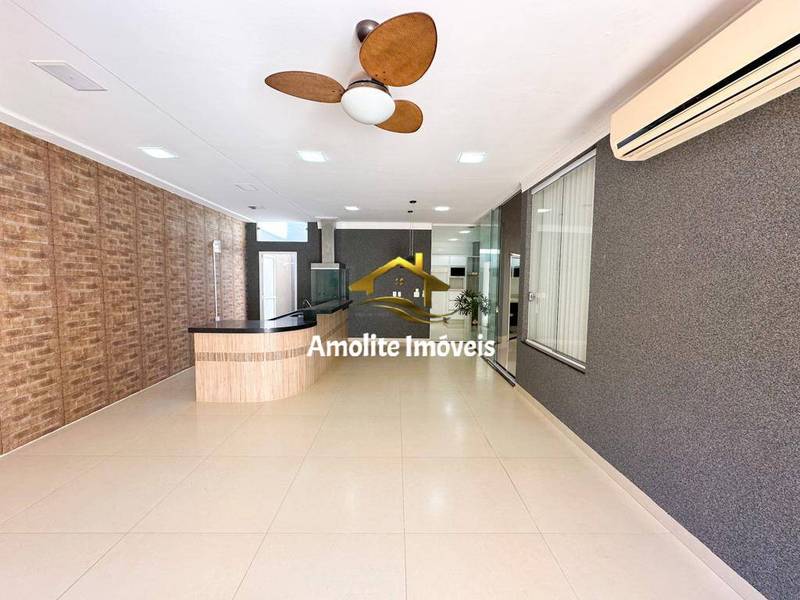 Casa de Condomínio com 3 quartos à venda, 250m² — foto 18 de 38