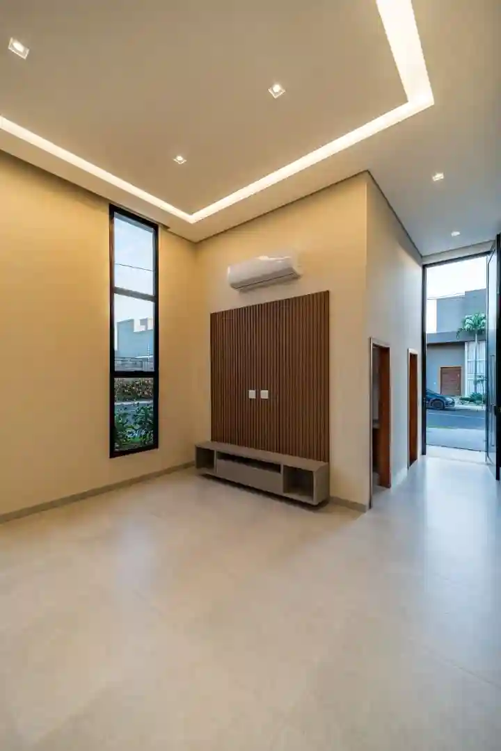 Casa de Condomínio com 3 quartos à venda, 258m² — foto 2 de 16