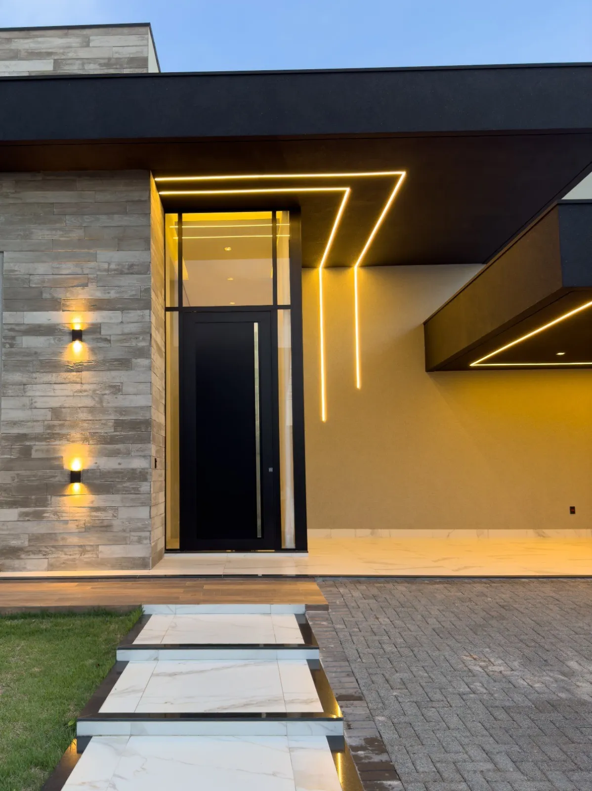 Casa de Condomínio com 3 quartos à venda, 250m² — foto 24 de 41