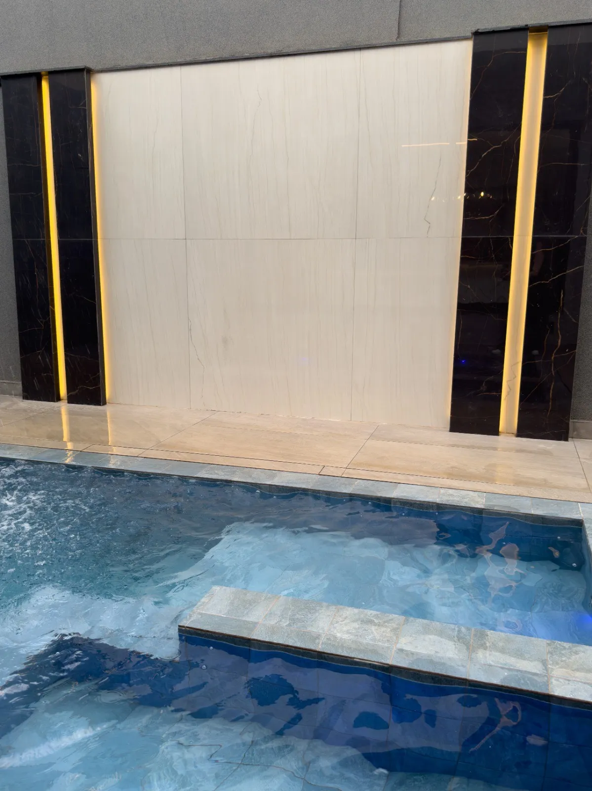 Casa de Condomínio com 3 quartos à venda, 250m² — foto 21 de 41