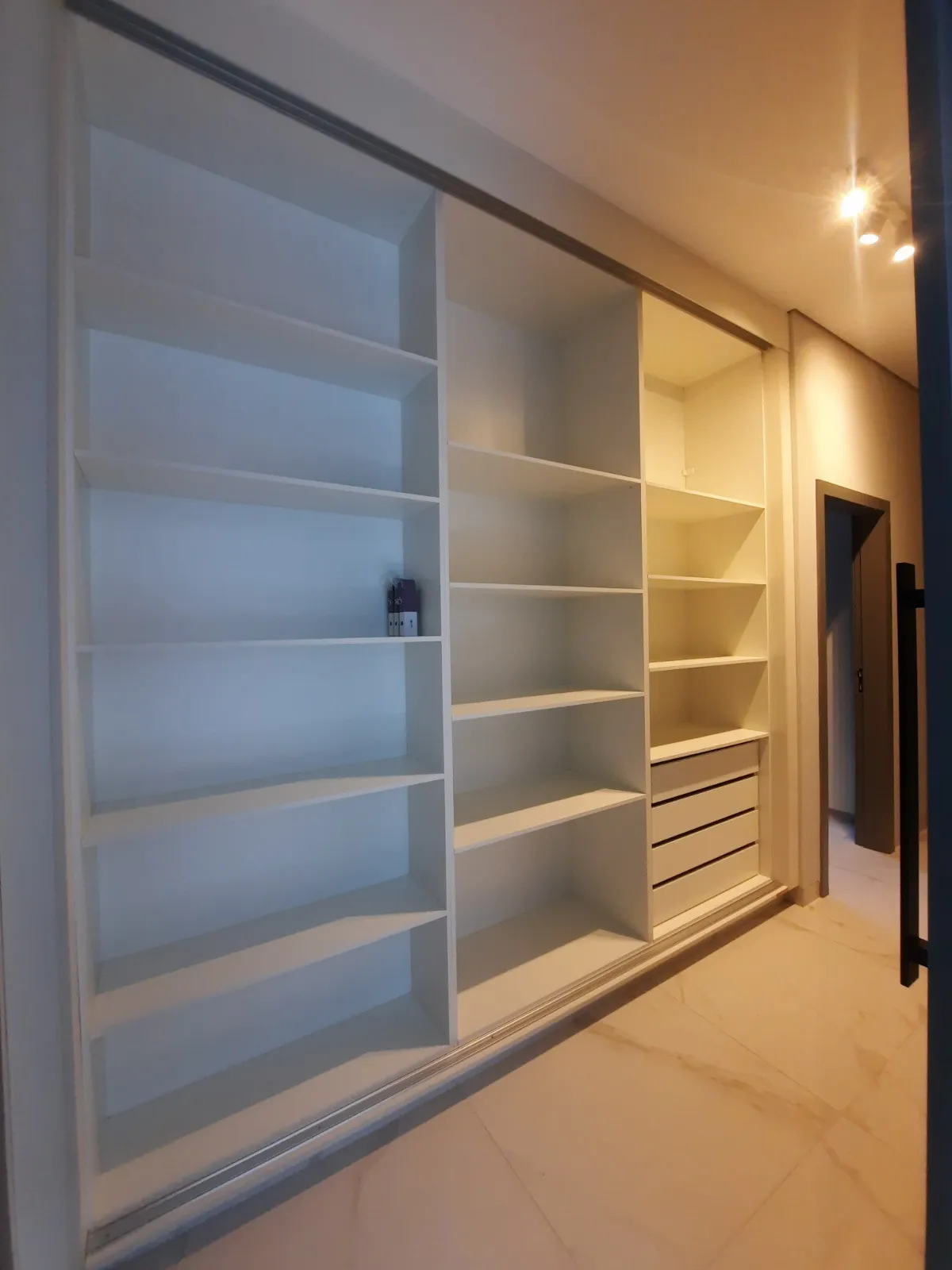 Casa de Condomínio com 3 quartos à venda, 250m² — foto 41 de 41