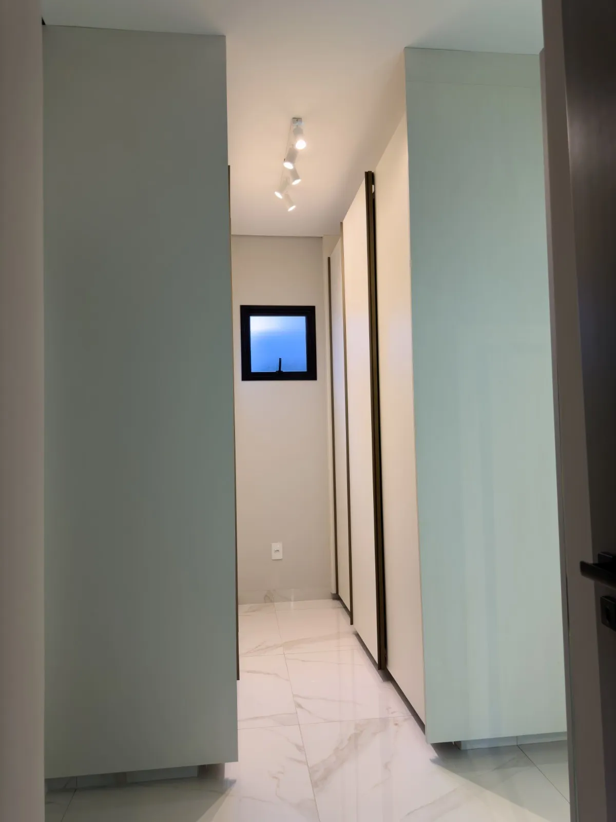 Casa de Condomínio com 3 quartos à venda, 250m² — foto 28 de 41