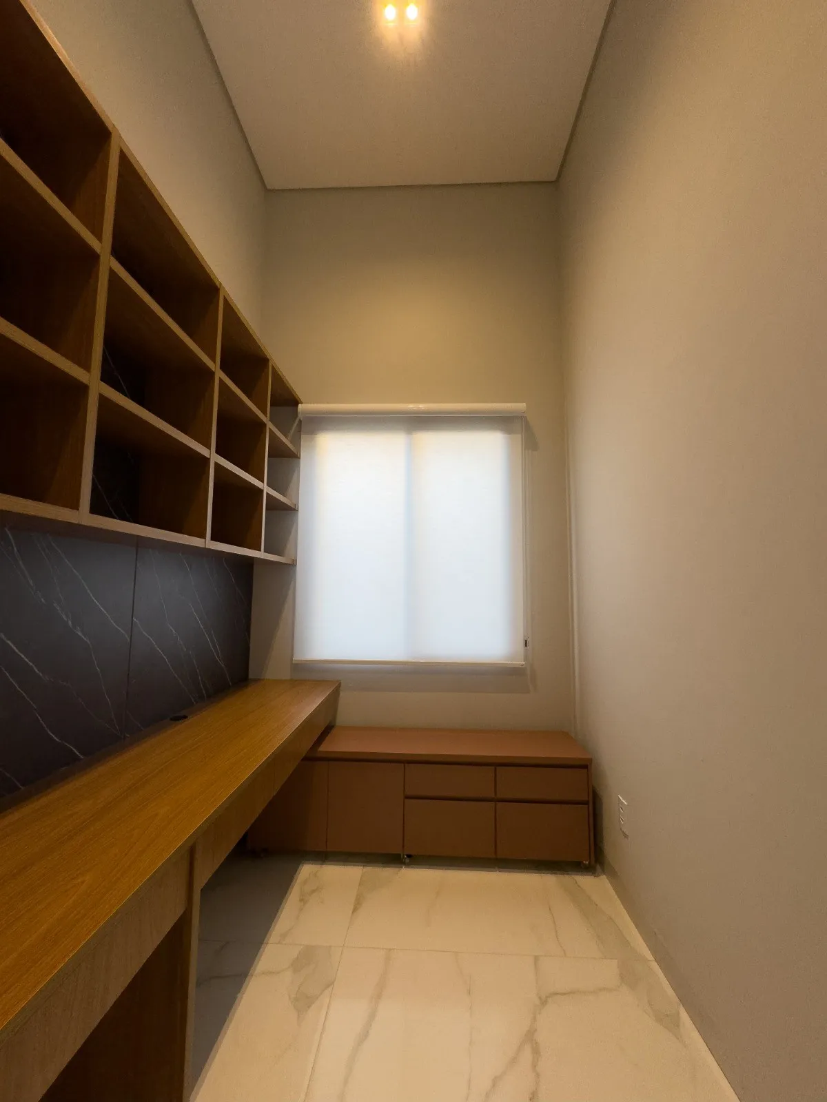 Casa de Condomínio com 3 quartos à venda, 250m² — foto 2 de 41