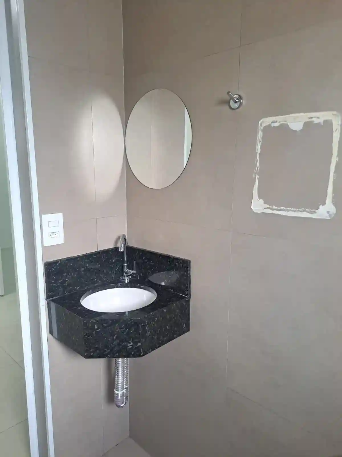 Loja / Salão / Ponto Comercial  para aluguel, 117m² — foto 9 de 10
