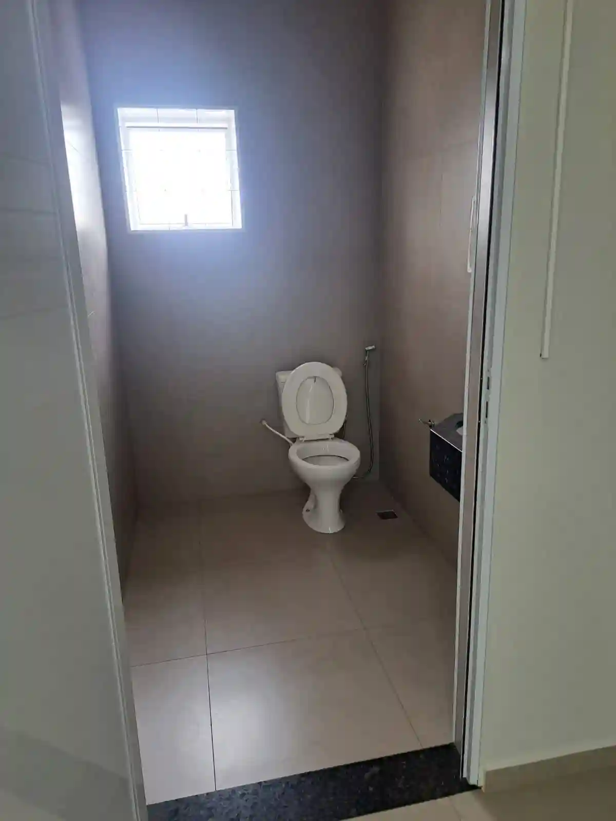 Loja / Salão / Ponto Comercial  para aluguel, 117m² — foto 8 de 10