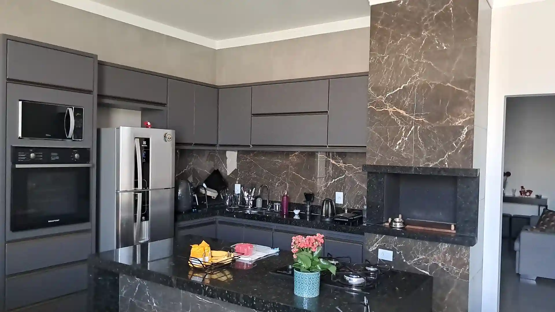 Casa com 3 quartos à venda, 253m² — foto 9 de 23