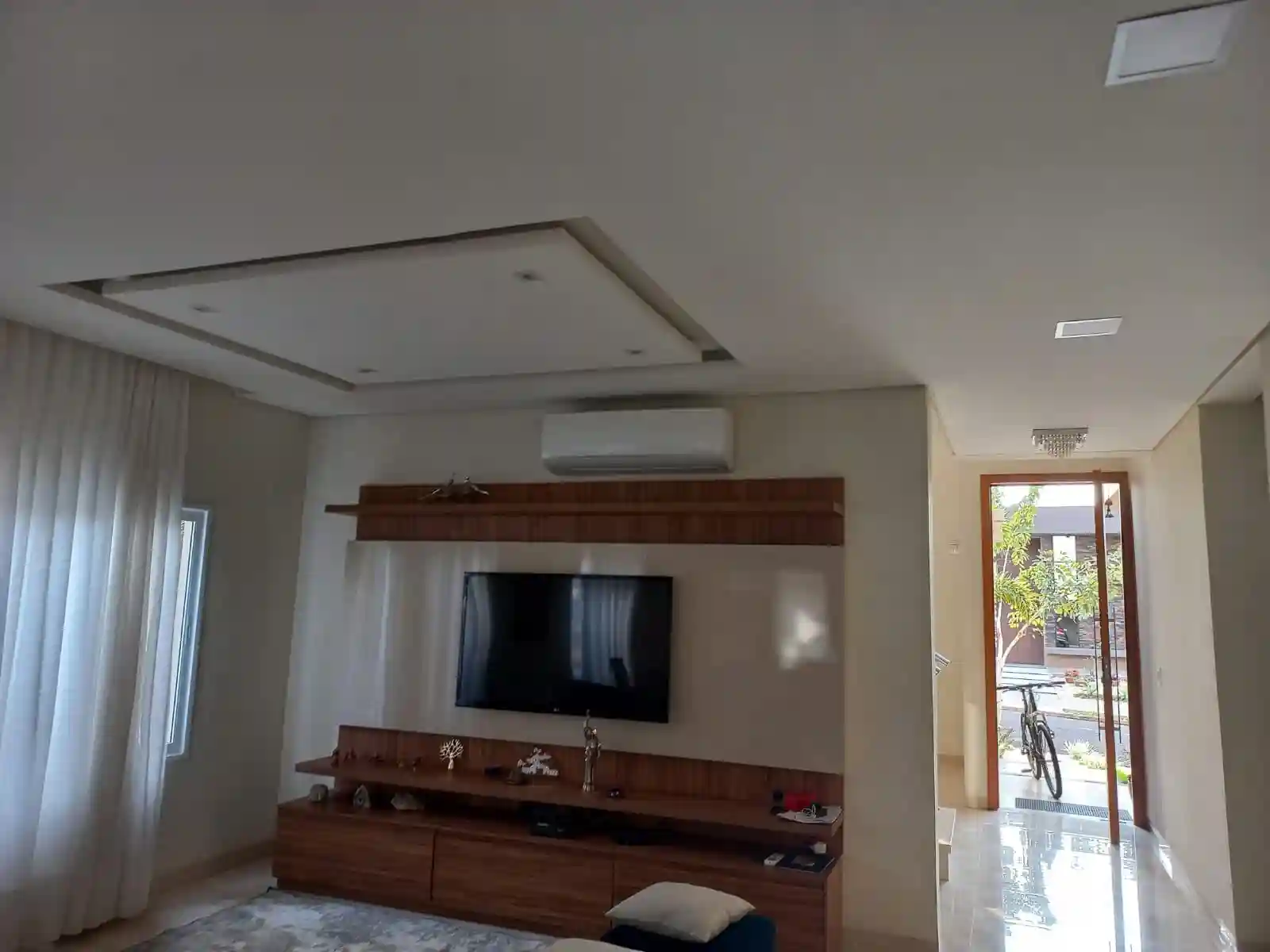 Casa de Condomínio com 4 quartos à venda, 320m² — foto 3 de 17