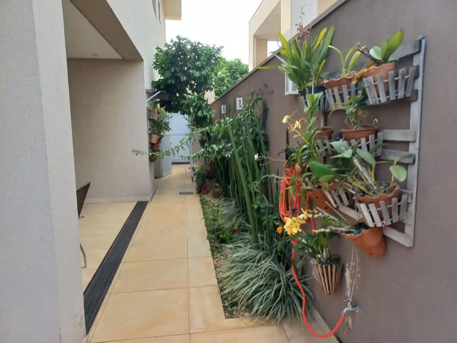 Casa de Condomínio com 4 quartos à venda, 320m² — foto 15 de 17
