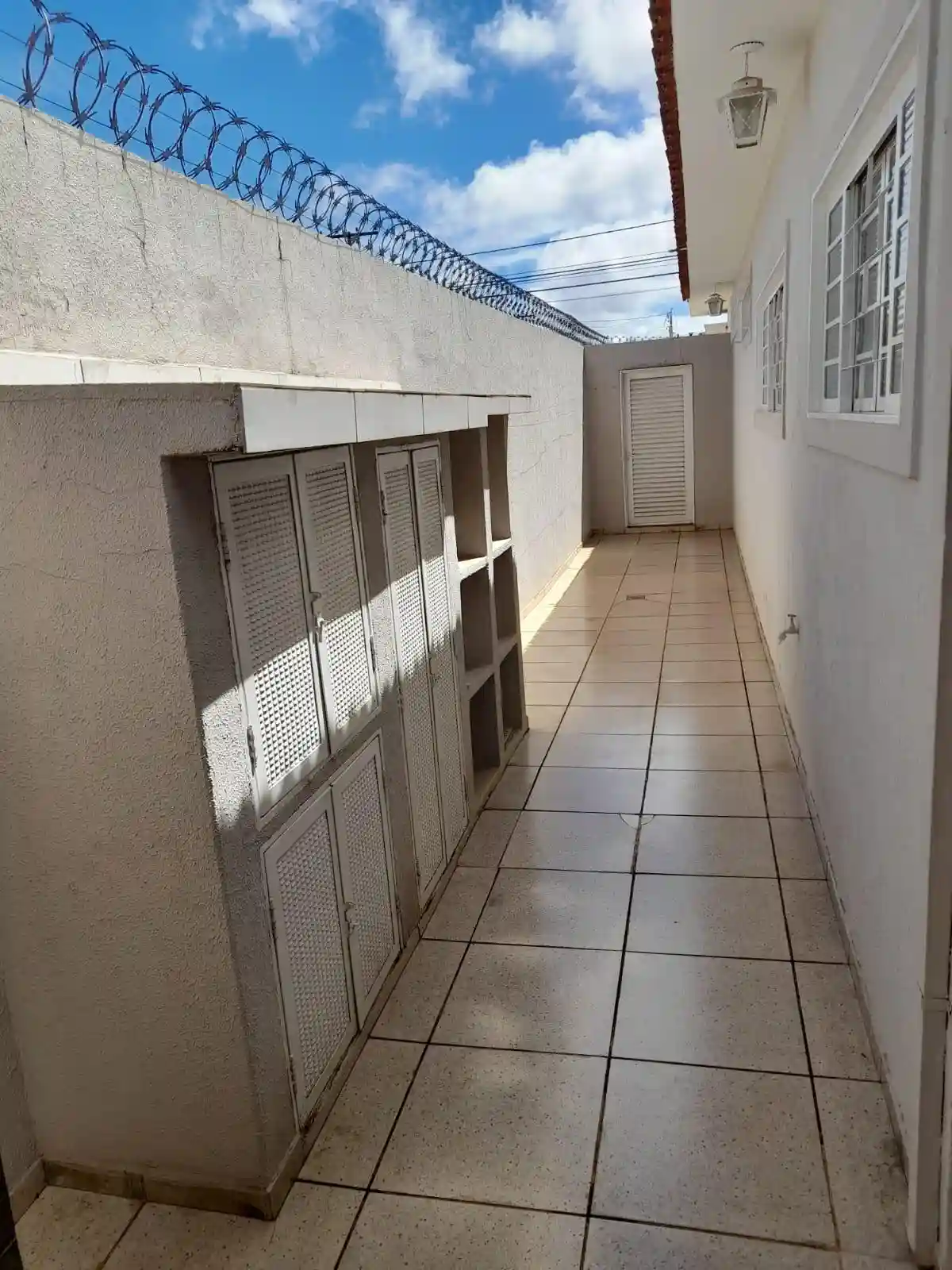 Casa com 3 quartos à venda, 170m² — foto 23 de 25