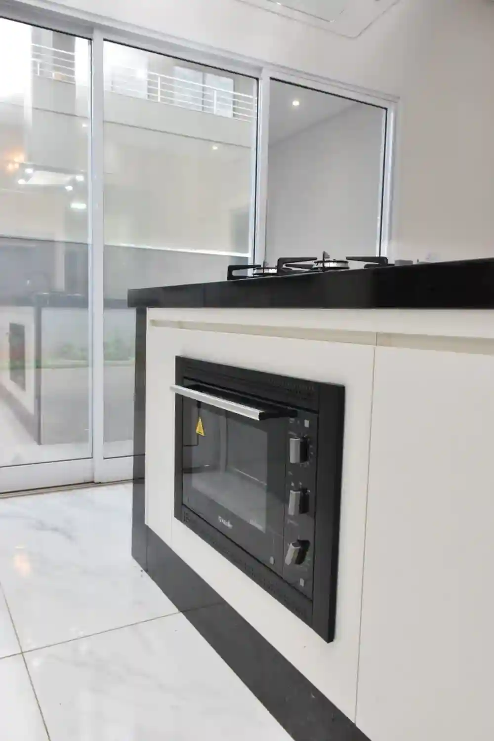 Casa de Condomínio com 3 quartos à venda, 311m² — foto 10 de 32
