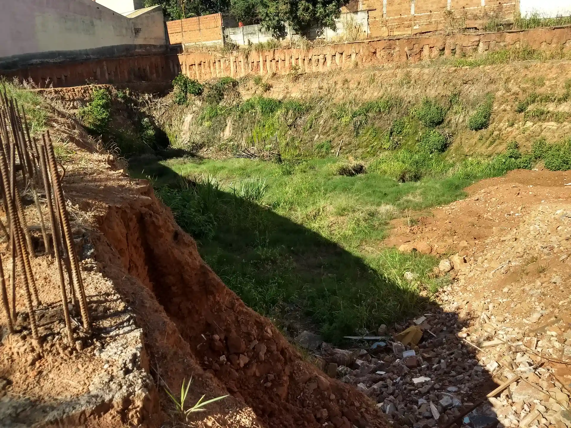 Área Comercial  à venda, 900m² — foto 1 de 3