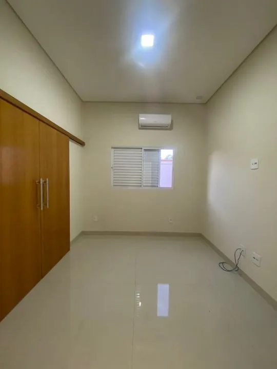 Casa de Condomínio para aluguel — foto 4 de 10