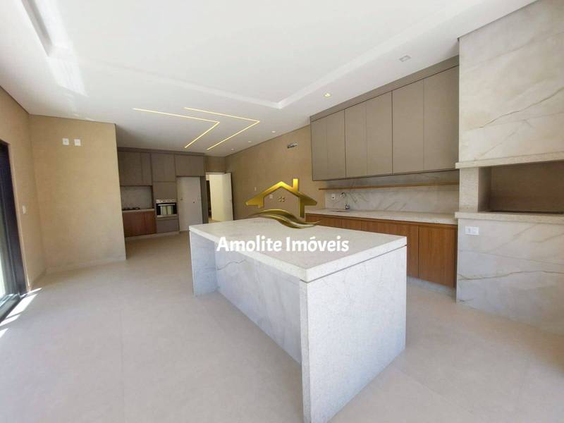 Casa de Condomínio com 3 quartos à venda, 297m² — foto 4 de 63