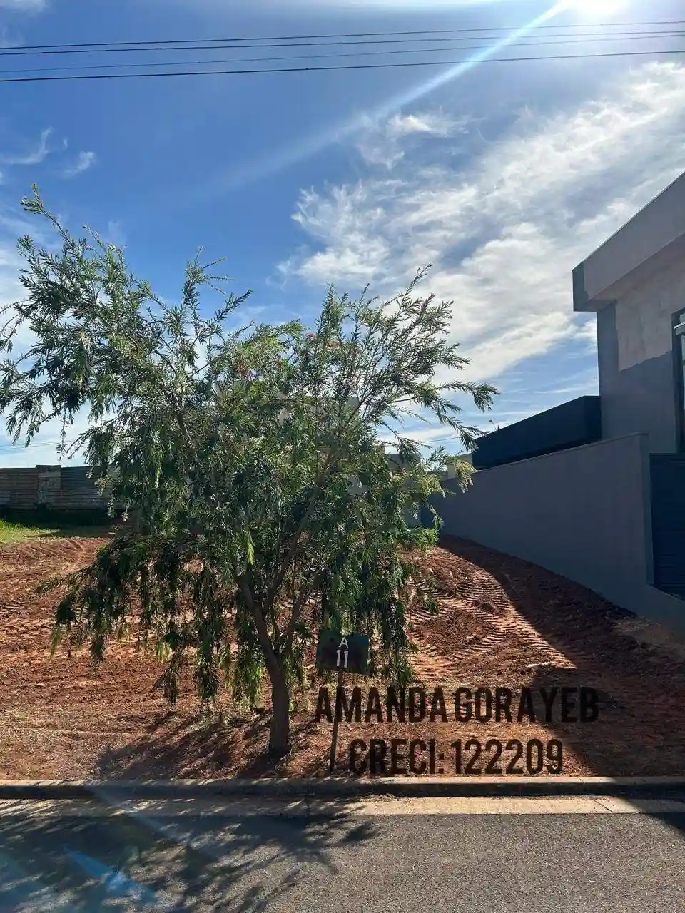Terreno / Lote / Condomínio  à venda, 338m² — foto 6 de 9