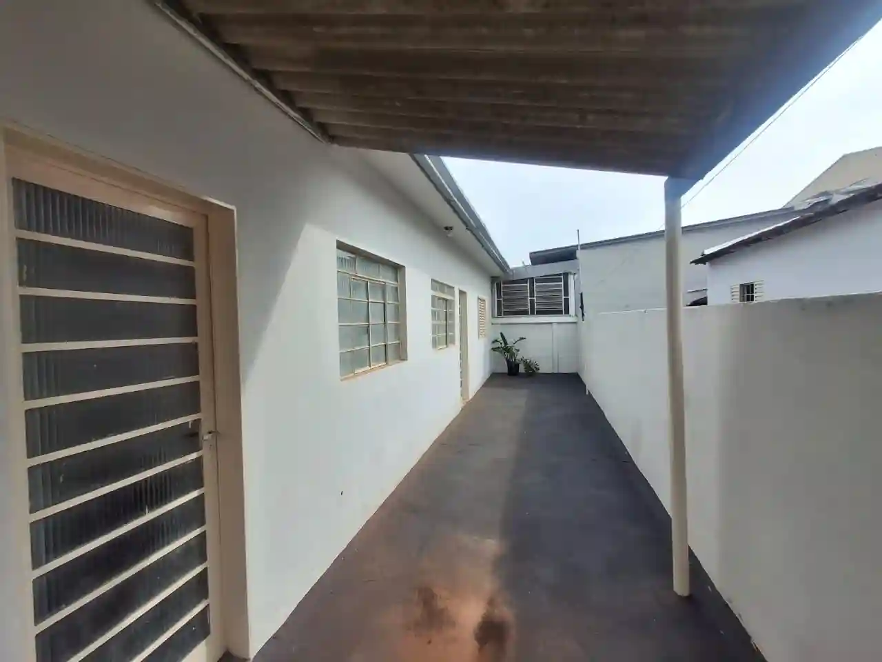 Casa com 1 quarto para aluguel, 35m² — foto 1 de 6