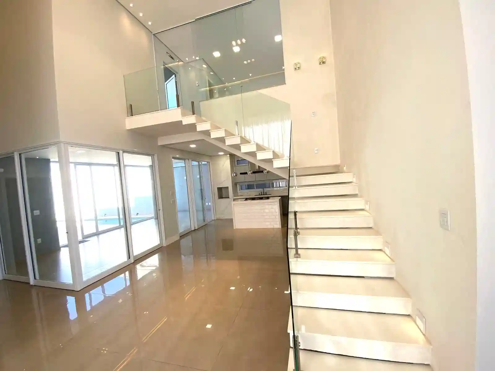 Casa de Condomínio com 3 quartos à venda, 482m² — foto 18 de 26