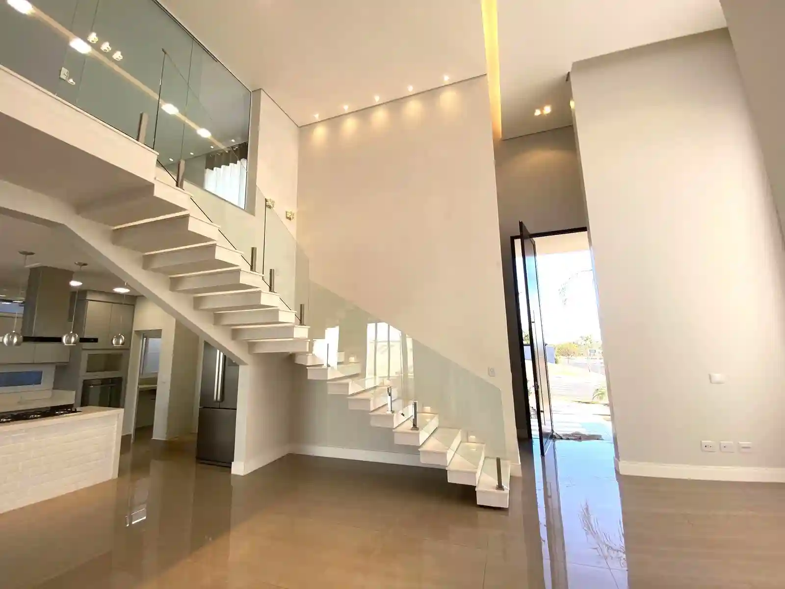 Casa de Condomínio com 3 quartos à venda, 482m² — foto 1 de 26