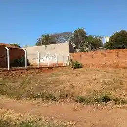 Terreno / Lote / Condomínio  à venda, 200m² — foto 2 de 3