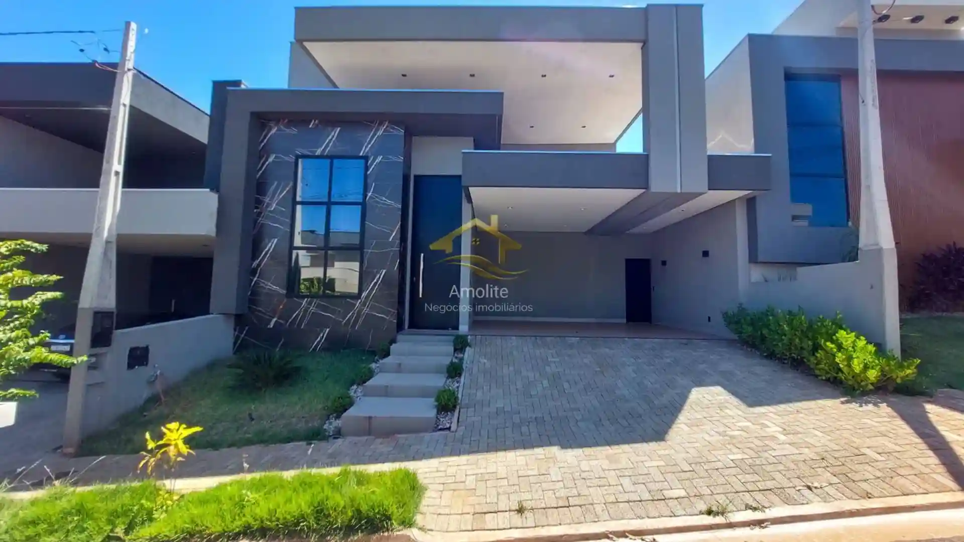 Casa de Condomínio com 3 quartos à venda, 179m² — foto 1 de 27
