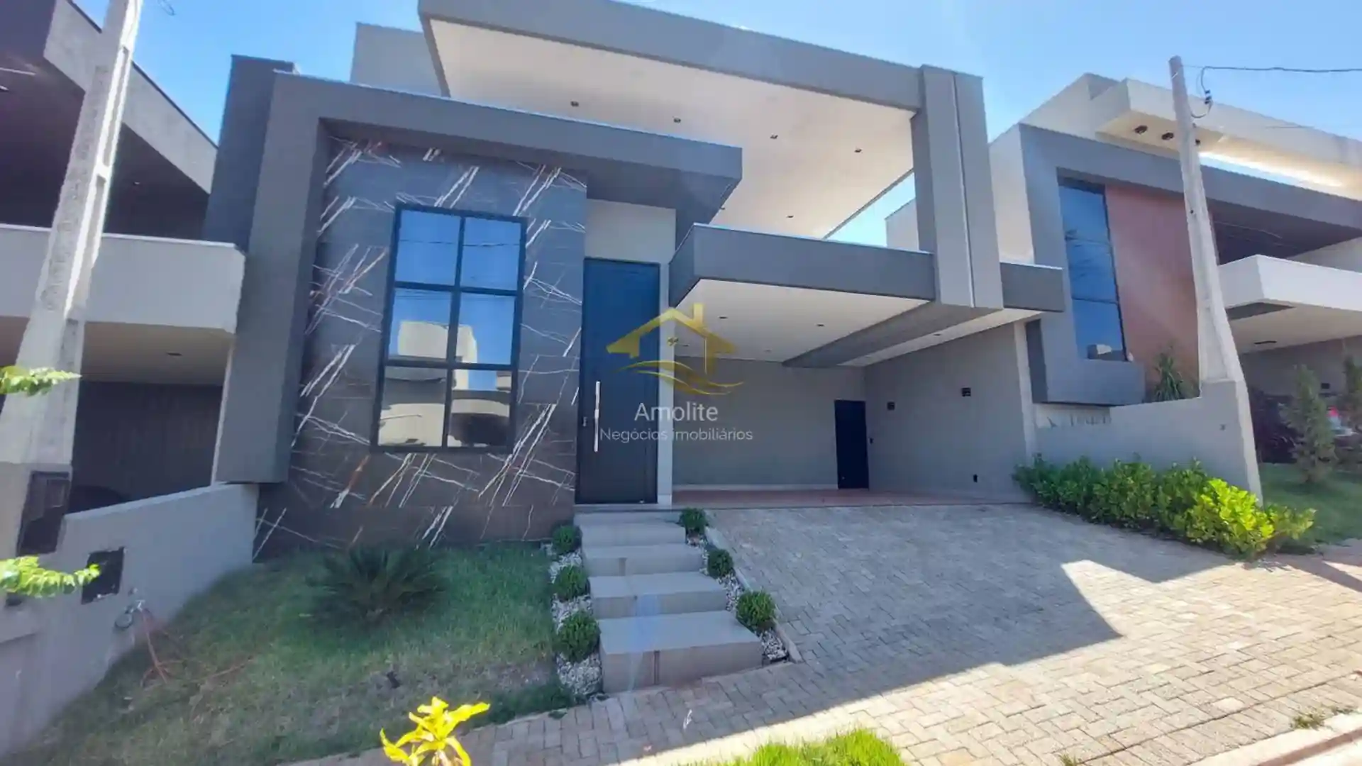 Casa de Condomínio com 3 quartos à venda, 179m² — foto 2 de 27