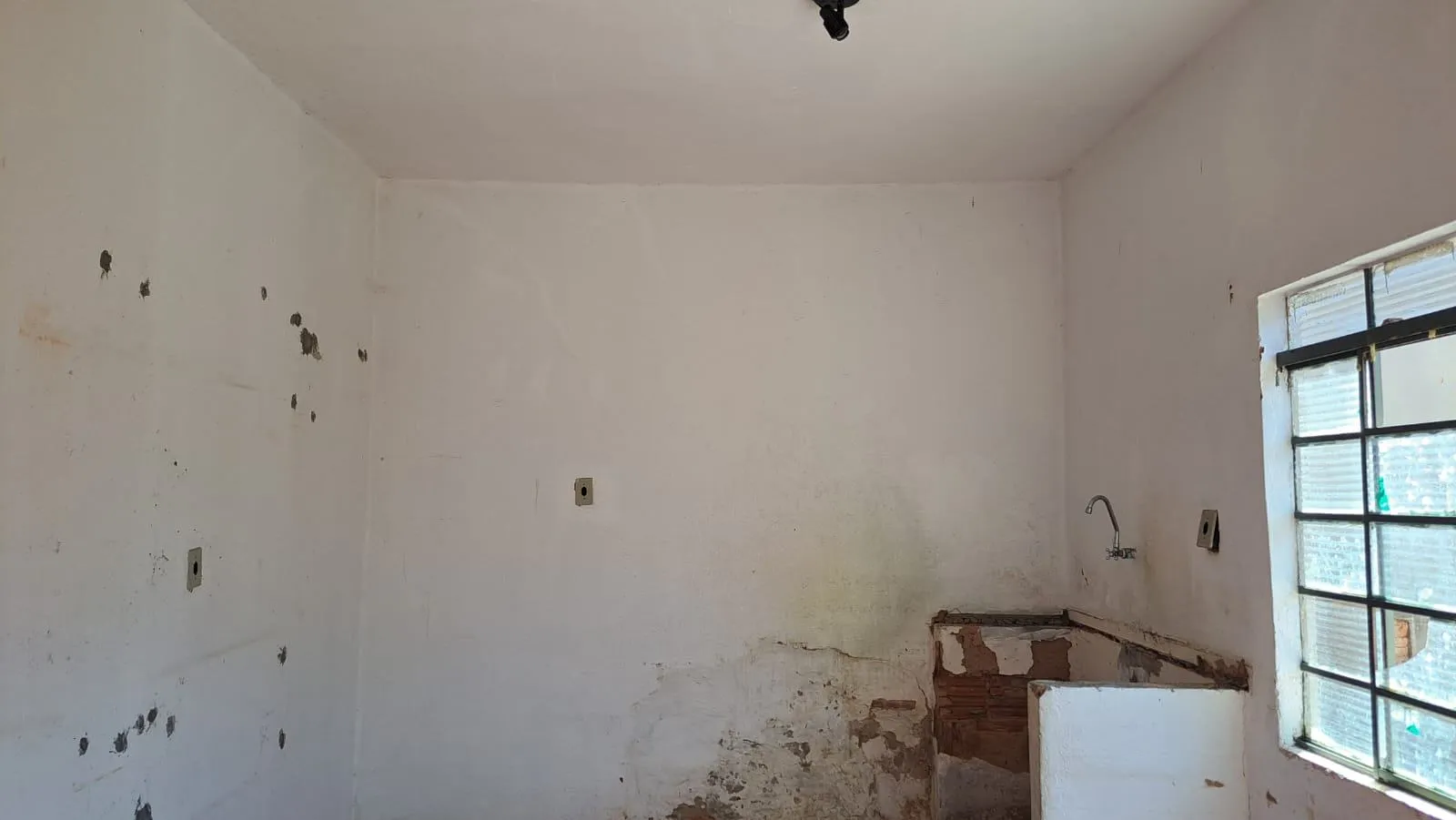 Casa com 2 quartos à venda, 200m² — foto 27 de 30