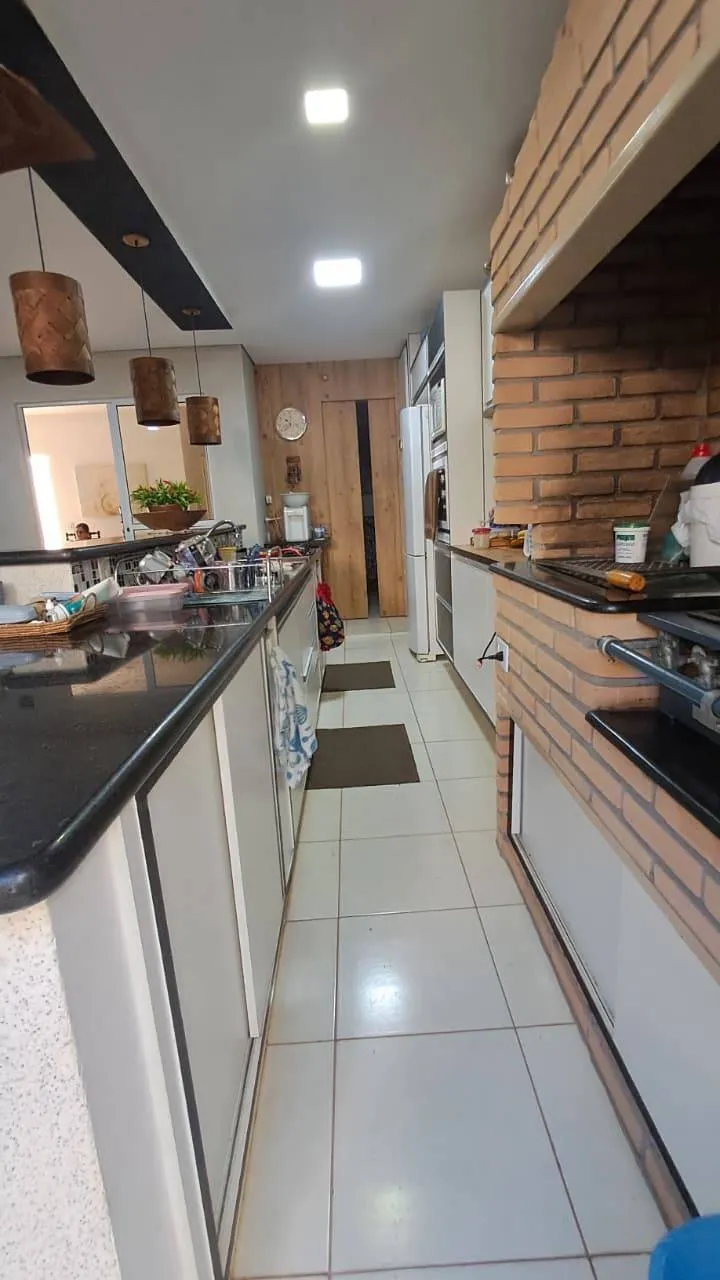 Casa de Condomínio com 2 quartos à venda, 190m² — foto 1 de 21
