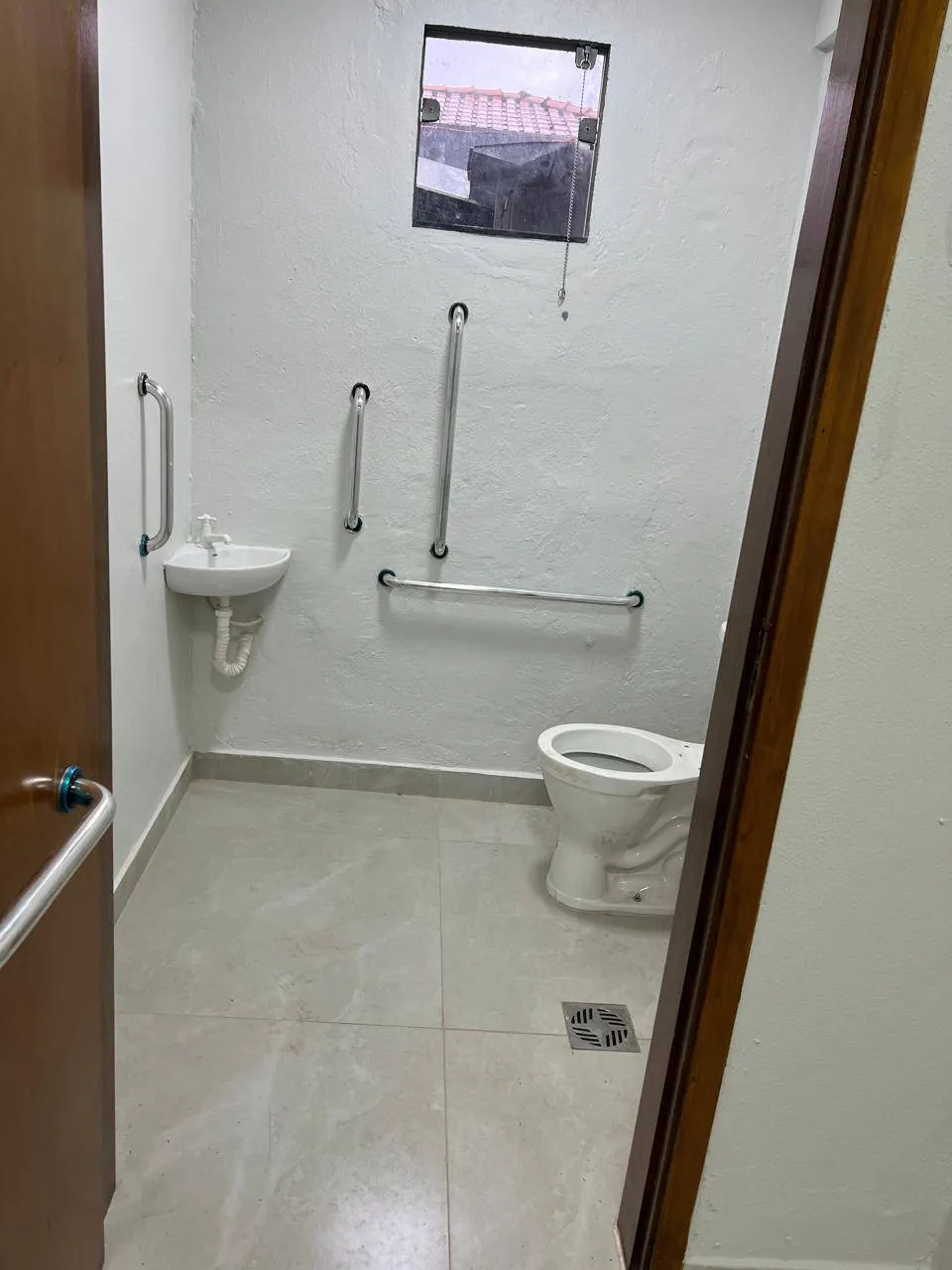 Loja / Salão / Ponto Comercial para aluguel, 90m² — foto 7 de 8