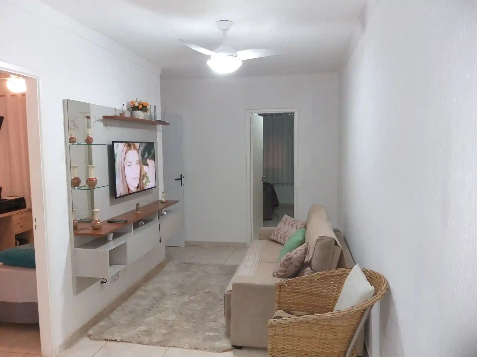 Casa de Condomínio com 3 quartos à venda, 90m² — foto 2 de 24