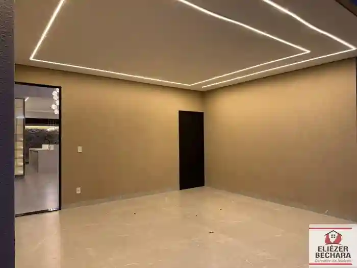 Casa com 3 quartos à venda, 126m² — foto 3 de 28