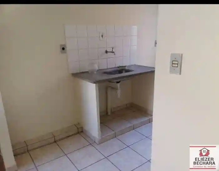 Apartamento com 2 quartos à venda, 45m² — foto 2 de 7