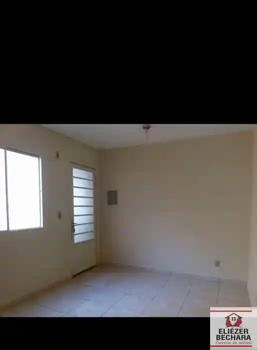 Apartamento com 2 quartos à venda, 45m² — foto 1 de 7