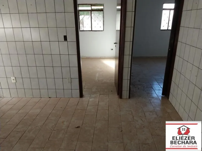 Casa à venda — foto 2 de 3