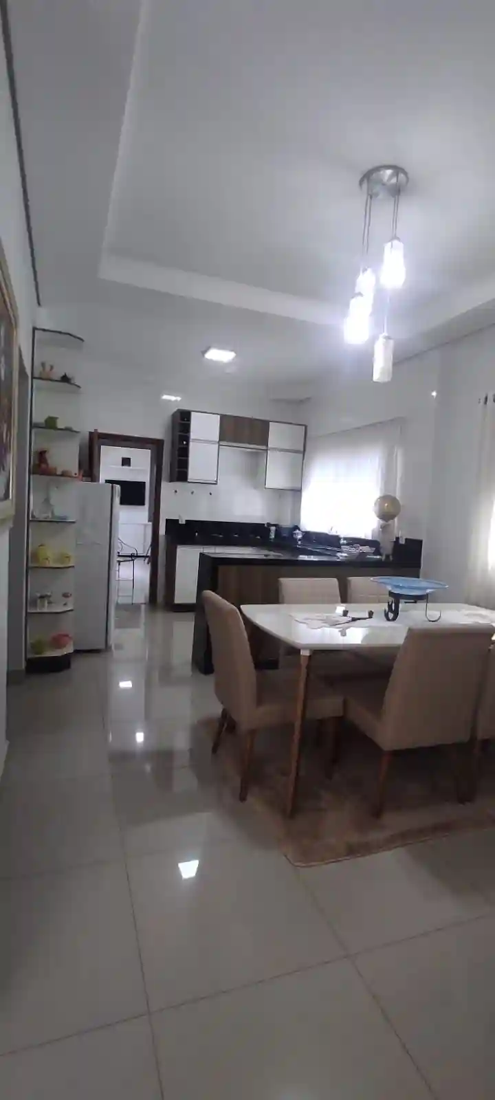 Casa à venda — foto 4 de 15