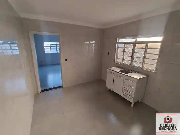Casa com 3 quartos à venda, 120m² — foto 3 de 26