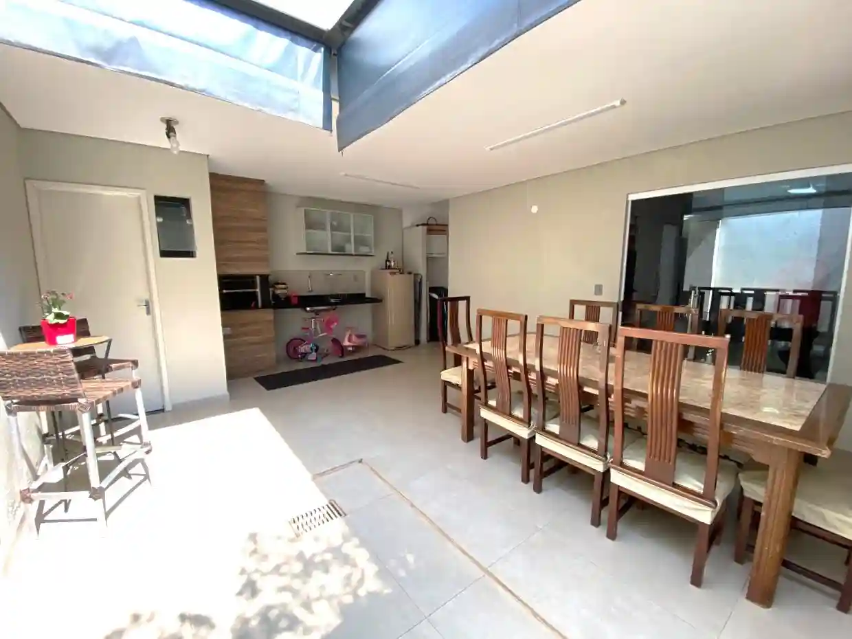 Casa de Condomínio com 3 quartos à venda, 143m² — foto 9 de 25