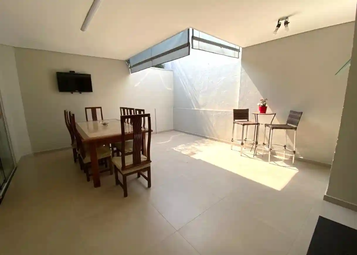 Casa de Condomínio com 3 quartos à venda, 143m² — foto 7 de 25