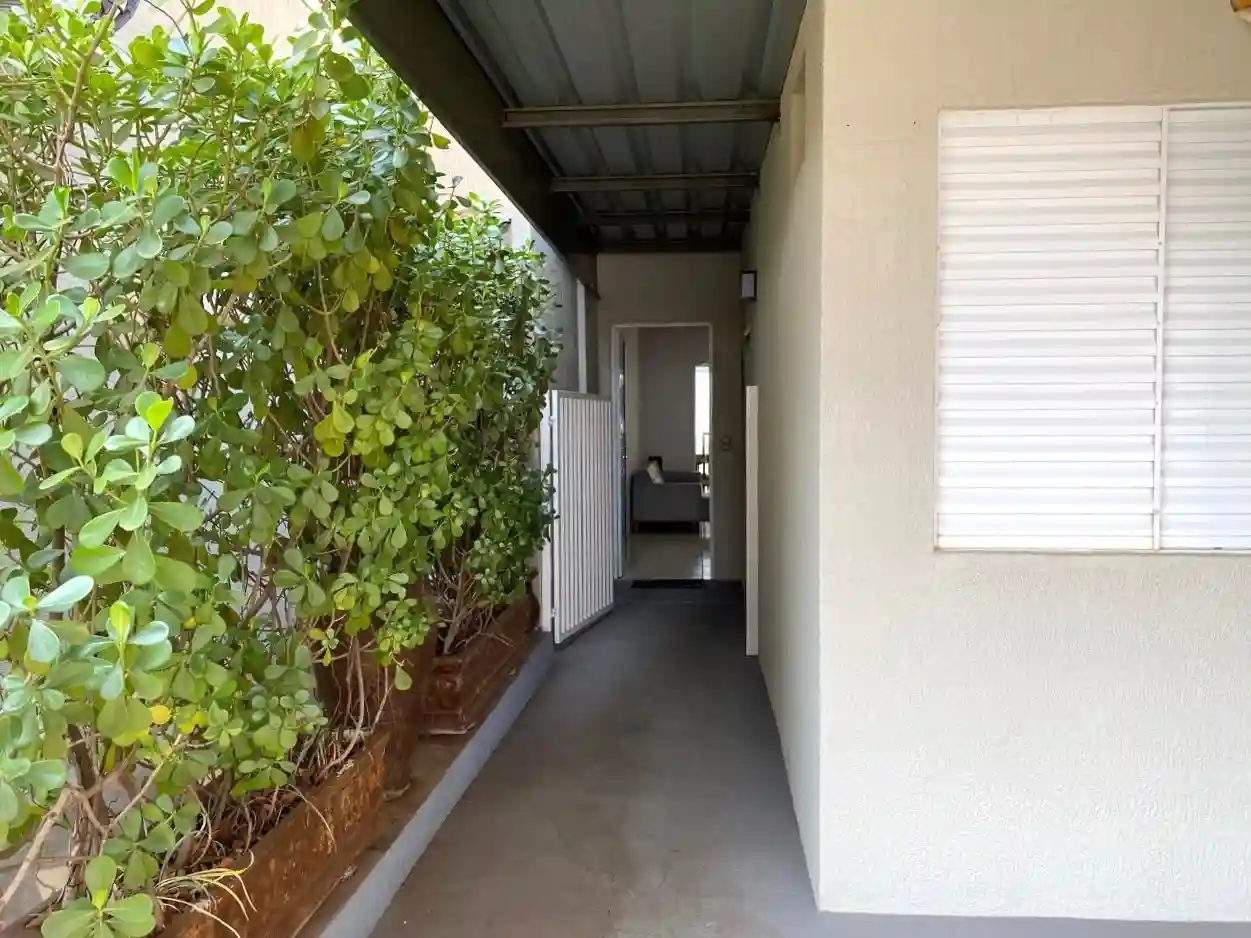 Casa de Condomínio com 3 quartos à venda, 143m² — foto 2 de 25