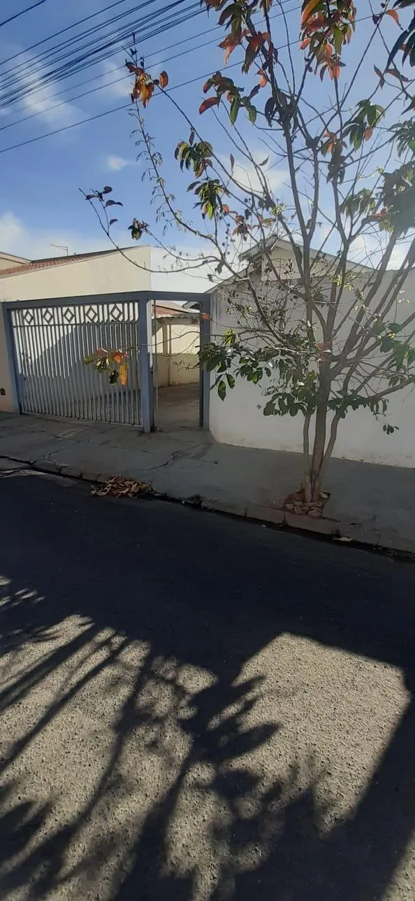 Casa com 2 quartos à venda, 200m² — foto 1 de 15