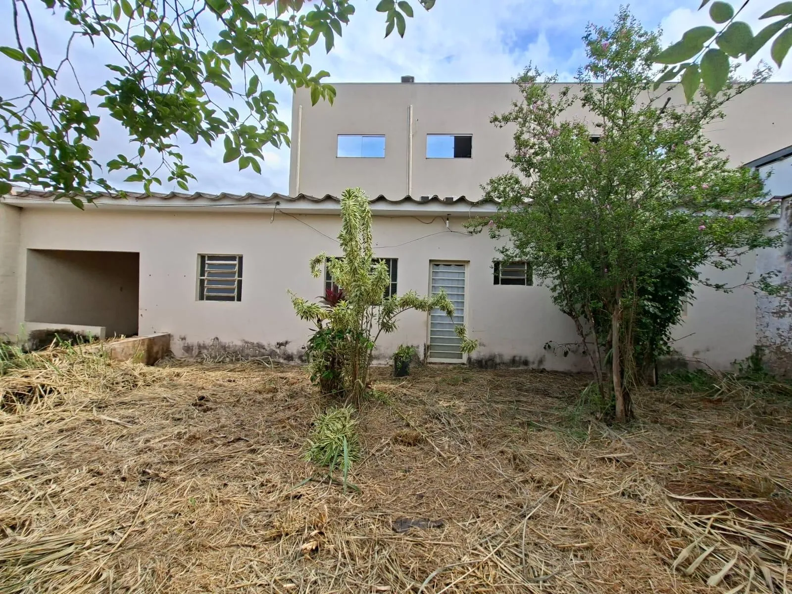 Casa com 1 quarto à venda, 450m² — foto 1 de 24