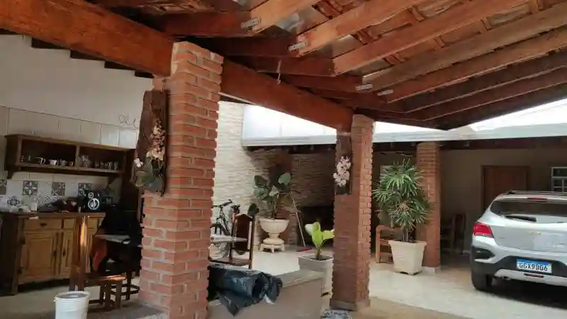 Casa à venda — foto 8 de 13